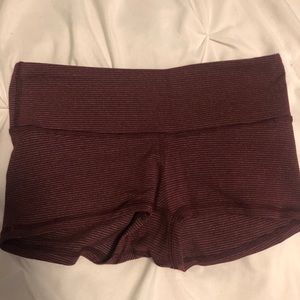 Lululemon Boogie shorts size 6